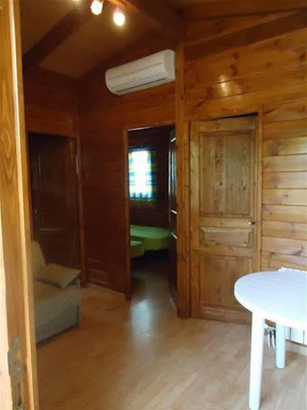 Camping Esponellà Esterno foto