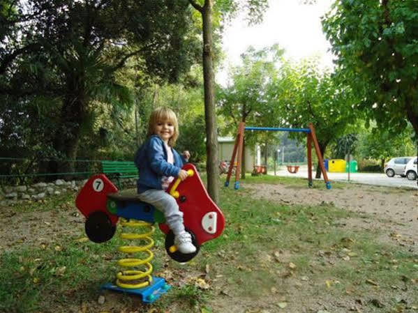 Camping Esponellà Esterno foto